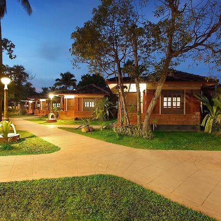 Cherai Beach Resorts Exterior foto