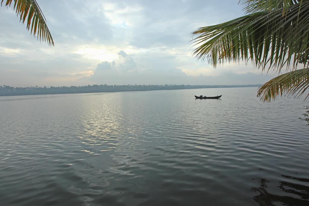 Cherai Beach Resorts Exterior foto